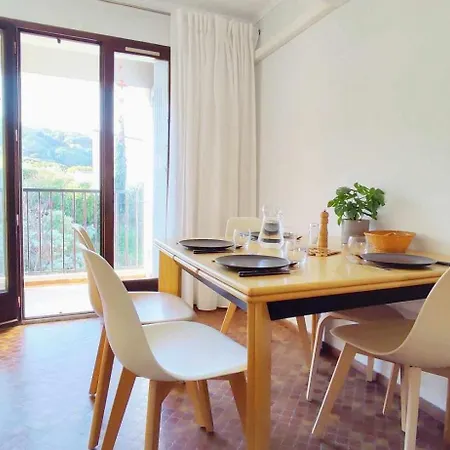 Port D'avall - Parking Clim Pool - 4 Pers- 3rd Floor Stairs - No Wifi * Collioure